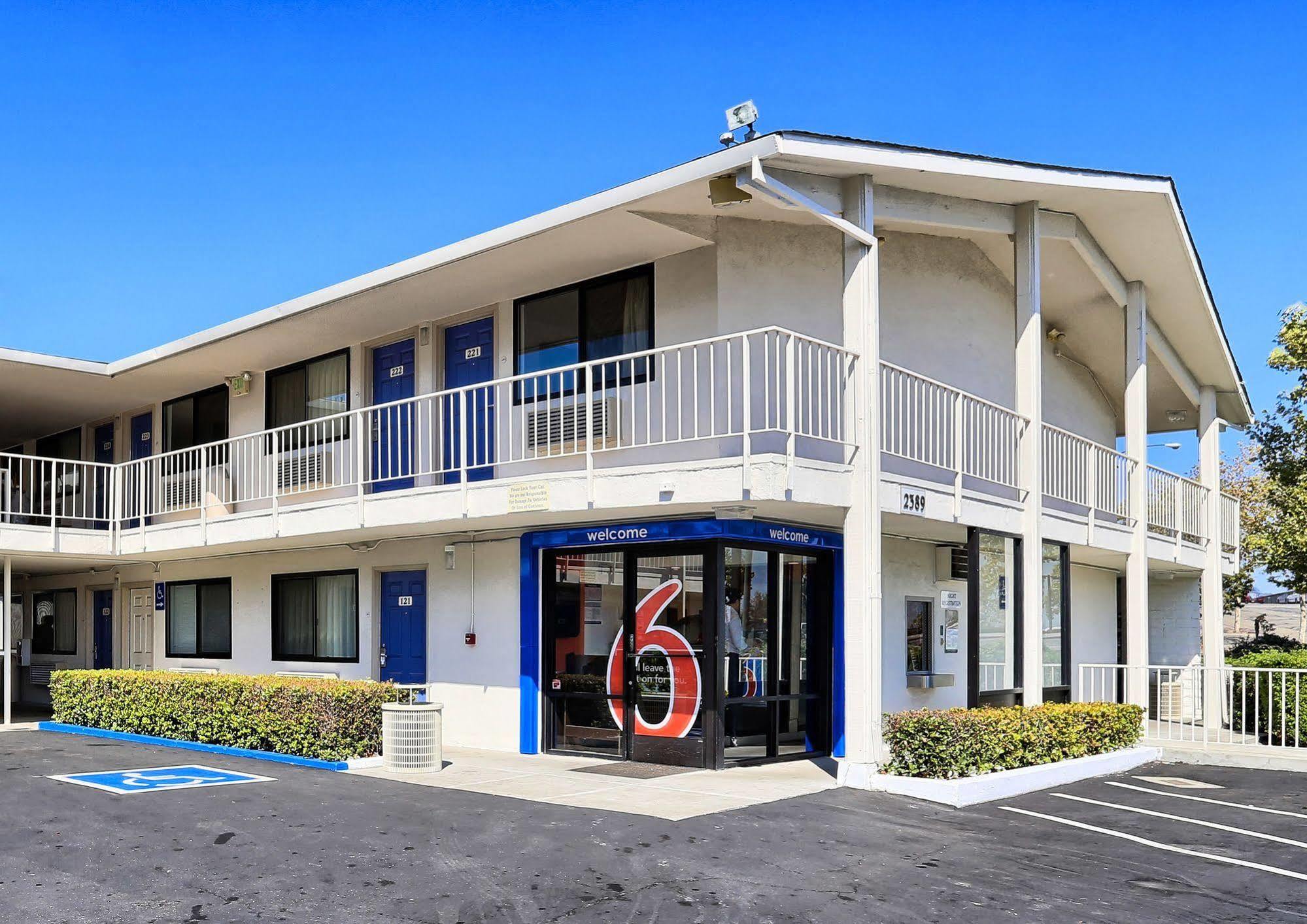Park Inn By Radisson Walnut Creek Exteriör bild