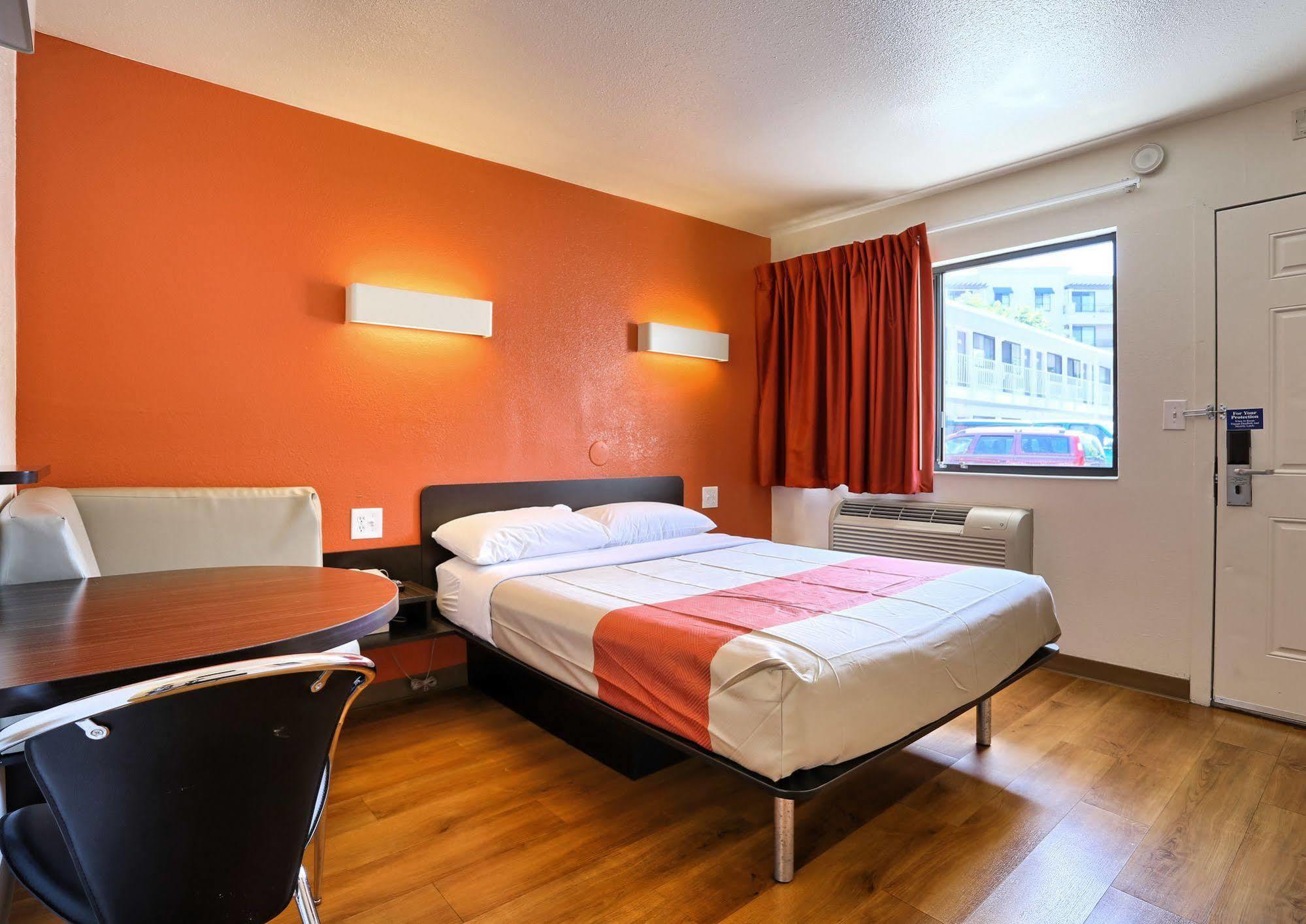 Park Inn By Radisson Walnut Creek Exteriör bild