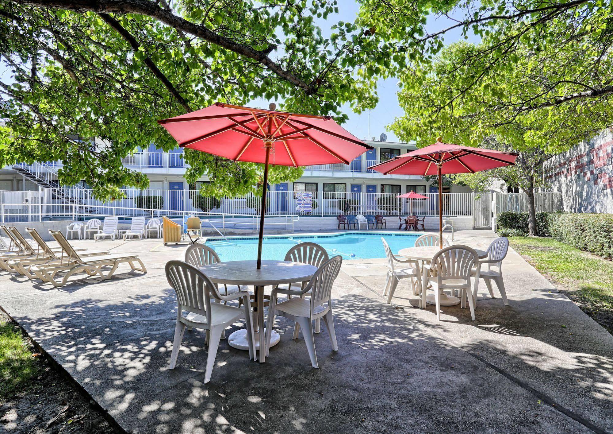 Park Inn By Radisson Walnut Creek Exteriör bild
